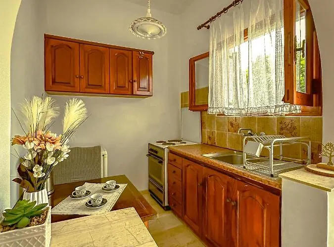 Katerina's Agios Stefanos Avliotes (Corfu)